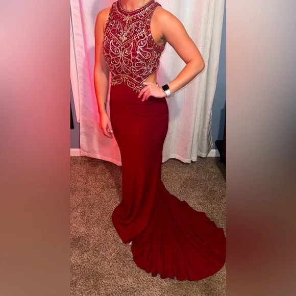 PROM DRESS - Picture 2 of 6